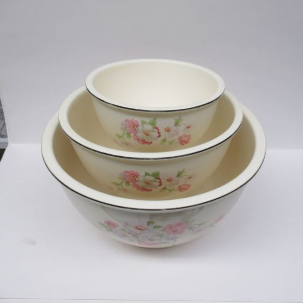 Homer Laughlin Kitchen Kraft VIRGINIA ROSE Fluffy Rose Three-Piece Mixing Bowls - Picture 2 of 11
